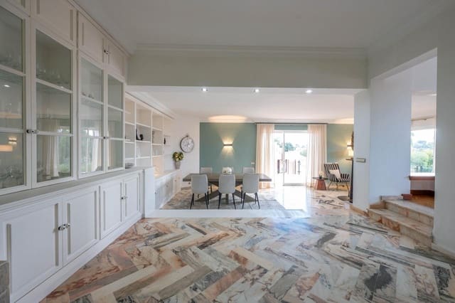 Chalet de 8 habitaciones en El Paraíso, Benahavís en alquiler con piscina garaje - 13.000 € (Ref: 9829017)