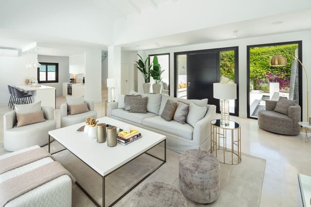 4 camera da letto Villa in vendita in San Pedro de Alcántara Pueblo, Marbella con piscina garage - 2.600.000 € (Rif: 9831267)
