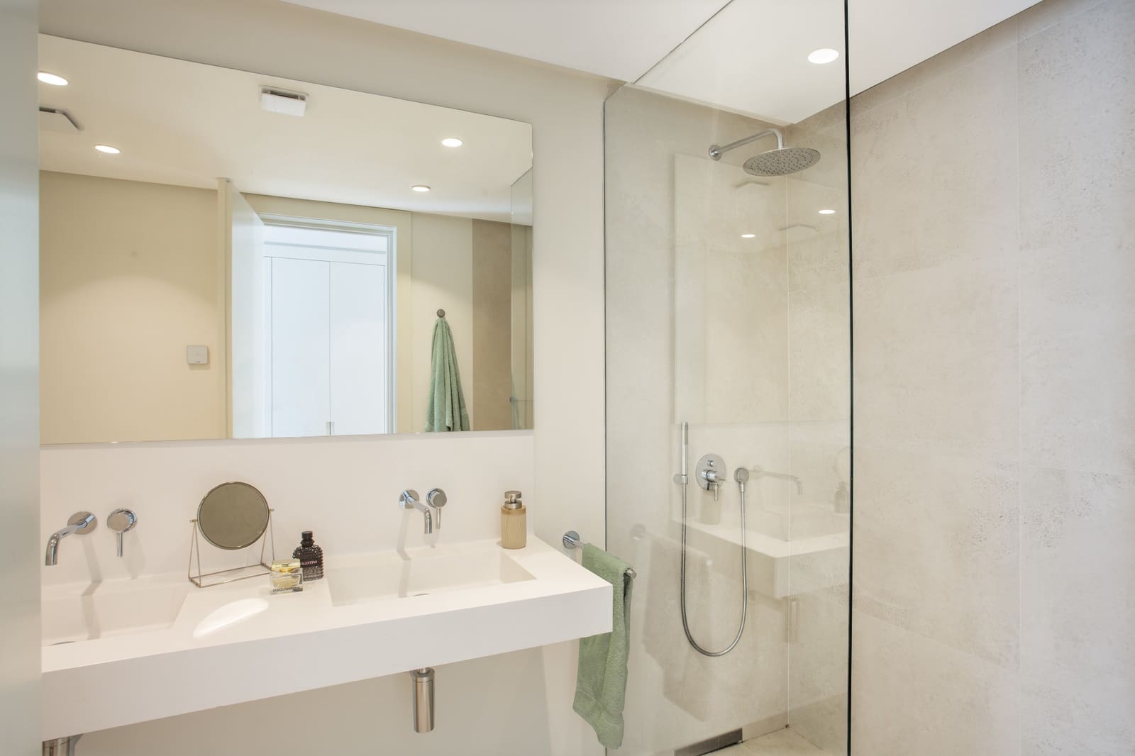 3 bedroom Penthouse for sale in Ojen with pool garage - € 1,150,000 (Ref: 9831271)
