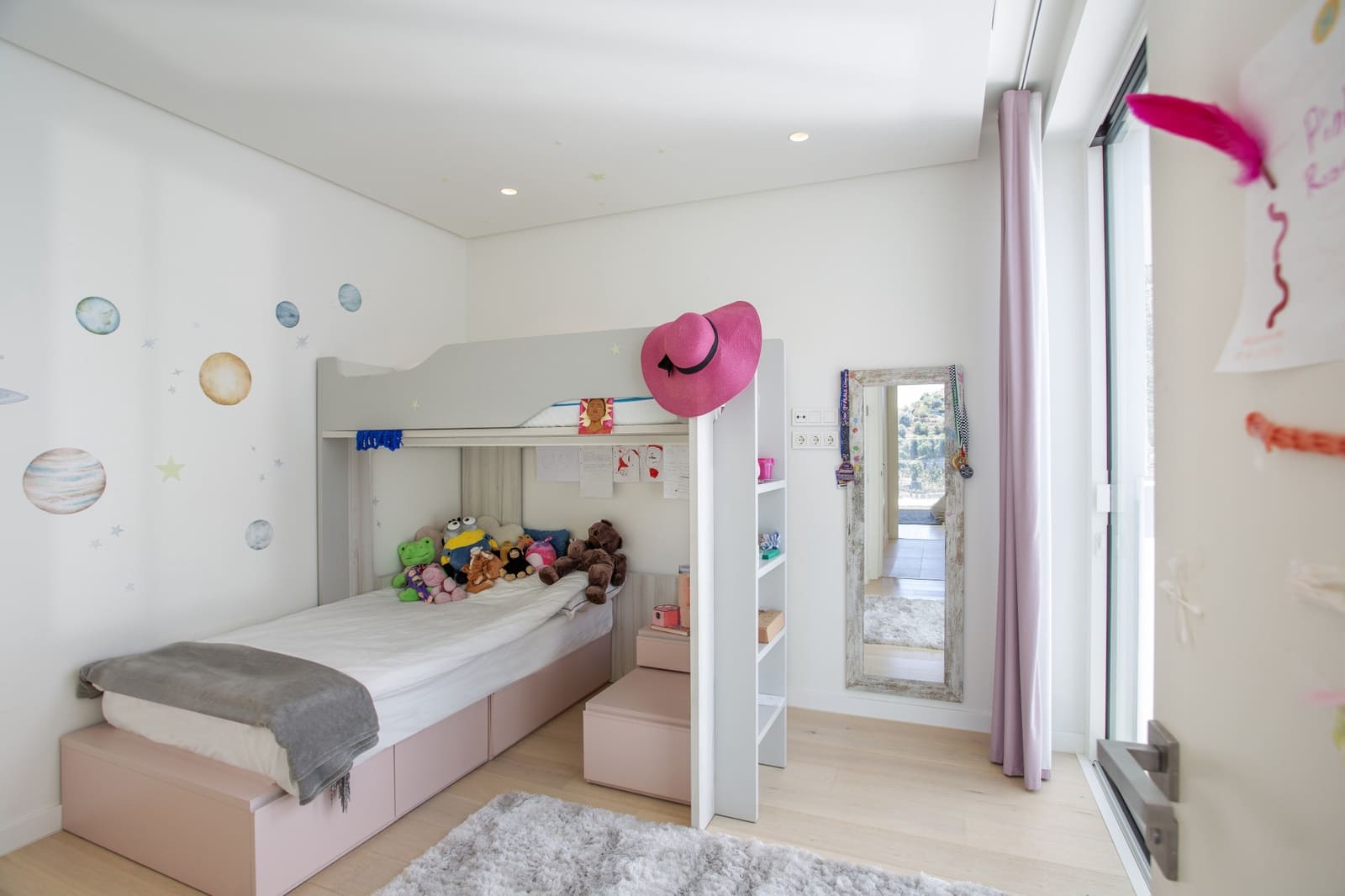 3 bedroom Penthouse for sale in Ojen with pool garage - € 1,150,000 (Ref: 9831271)