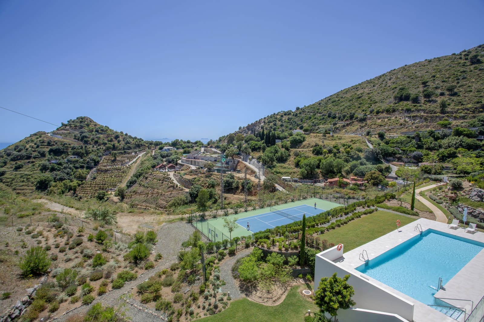 3 bedroom Penthouse for sale in Ojen with pool garage - € 1,150,000 (Ref: 9831271)