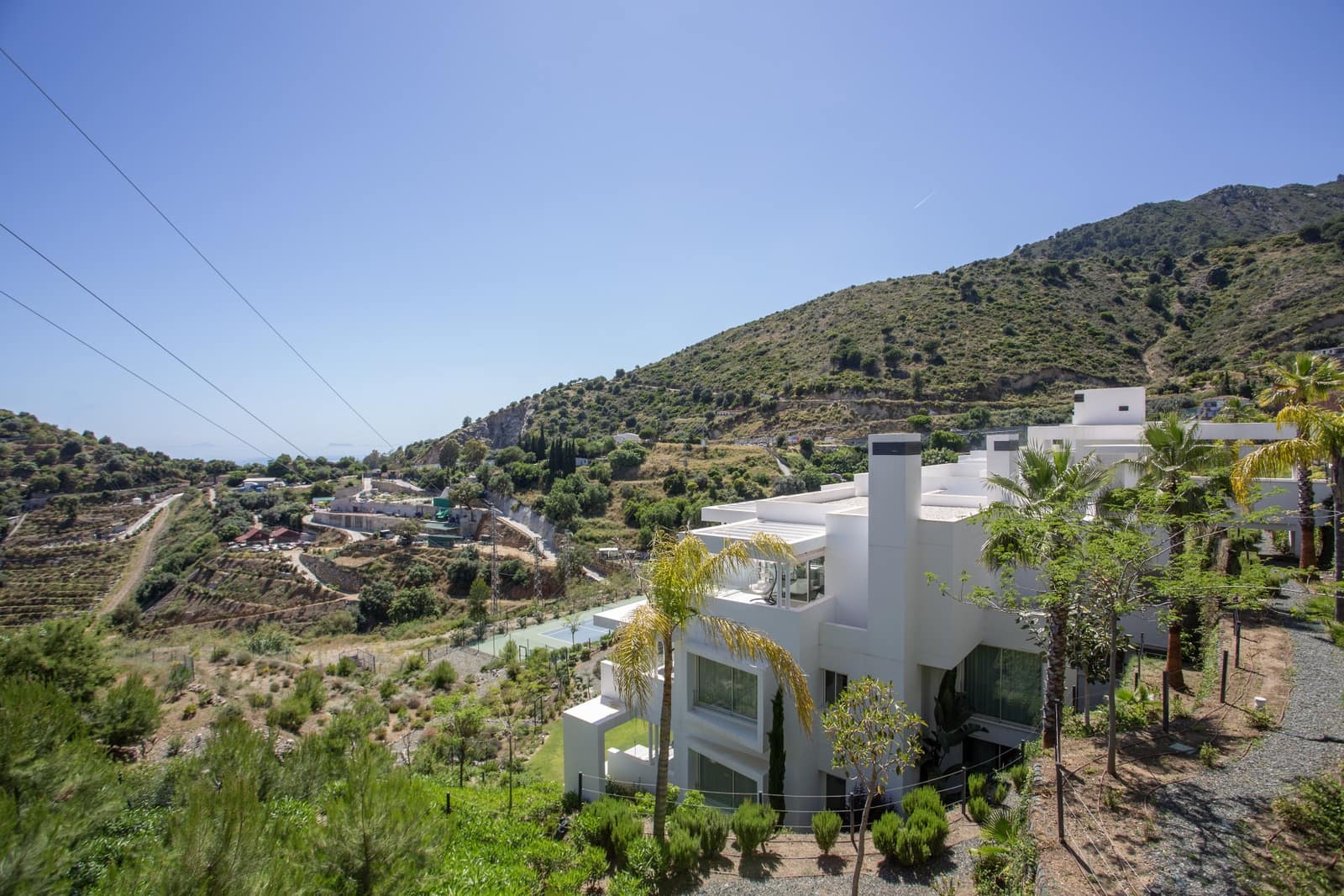 3 bedroom Penthouse for sale in Ojen with pool garage - € 1,150,000 (Ref: 9831271)