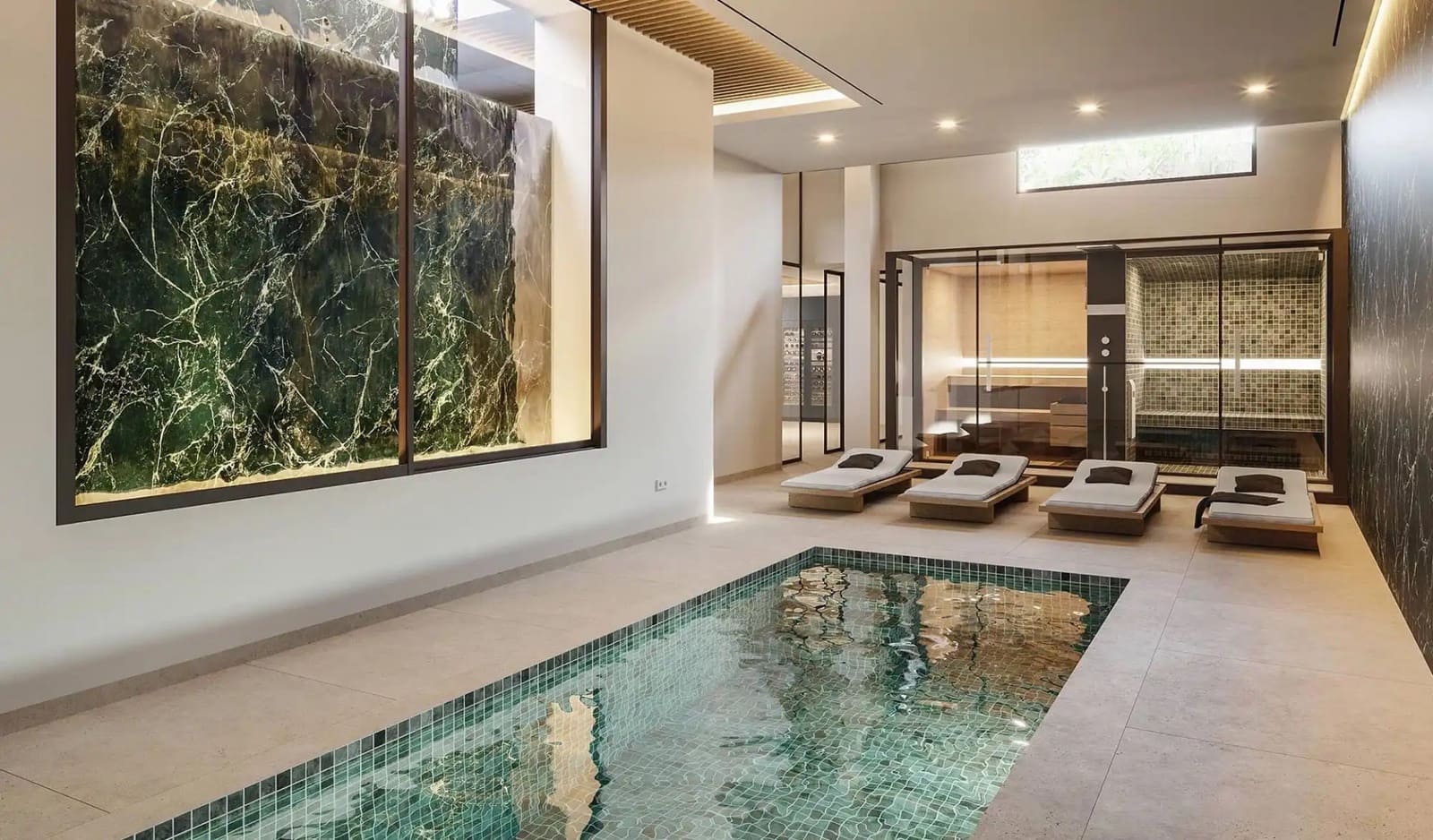 Chalet de 6 habitaciones en Puerto Banus en venta con piscina garaje - 5.900.000 € (Ref: 9831273)