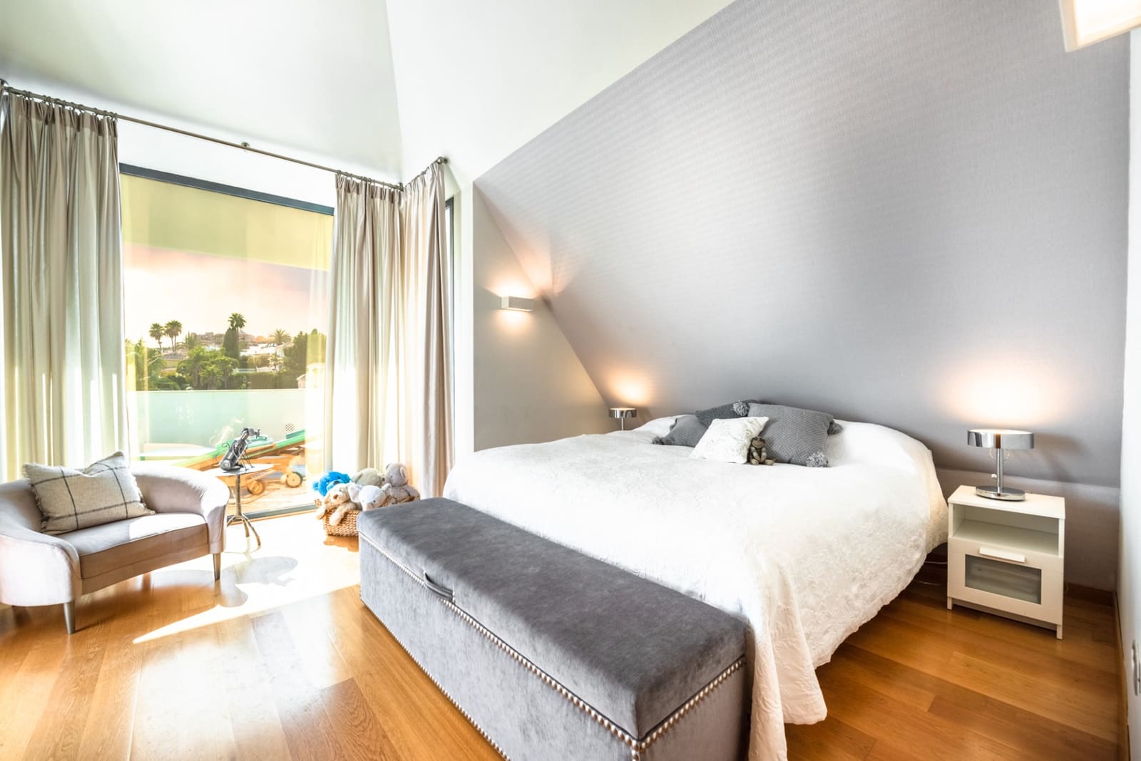 4 quarto Moradia para venda em Nueva Andalucia com piscina garagem - 3 950 000 € (Ref: 9831276)