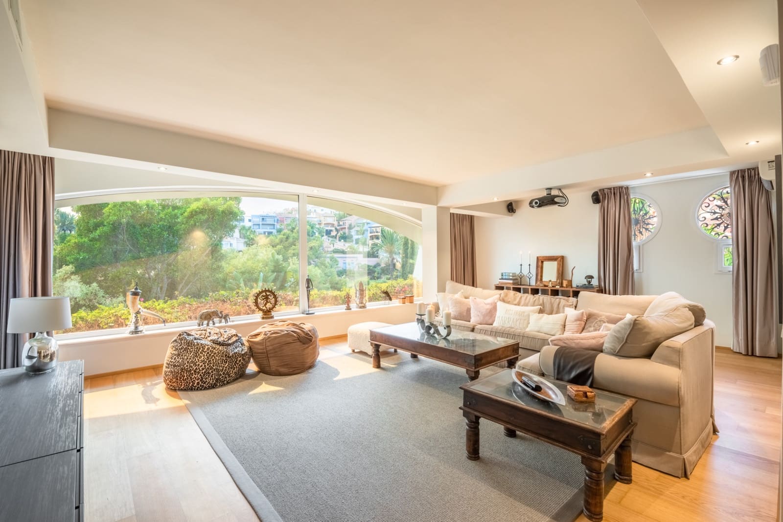 4 quarto Moradia para venda em Nueva Andalucia com piscina garagem - 3 950 000 € (Ref: 9831276)