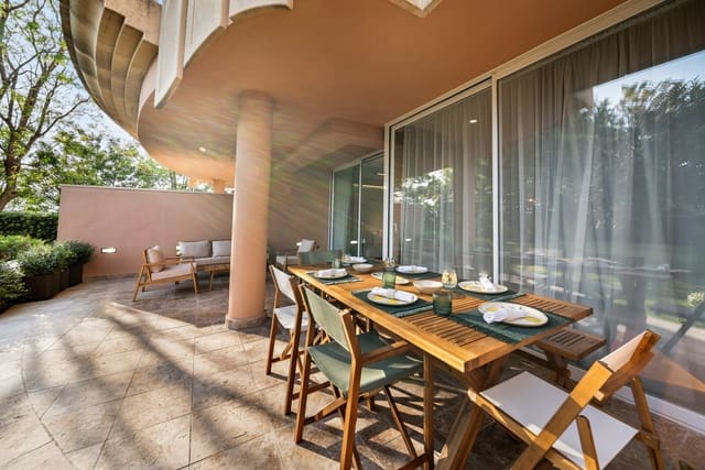 3 quarto Apartamento para venda em Los Naranjos, Marbella com piscina garagem - 1 190 000 € (Ref: 9831277)