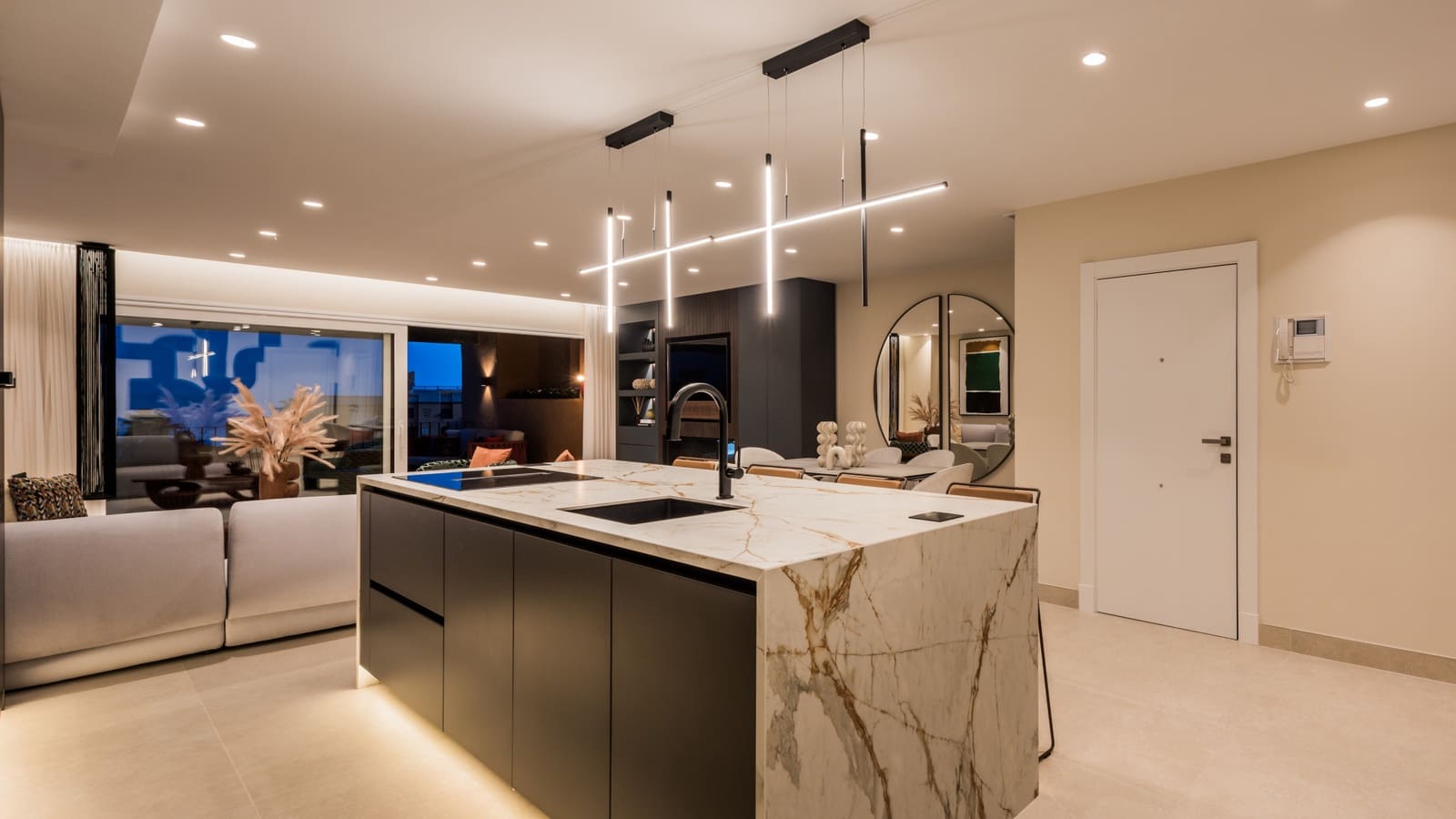 4 soveværelse Lejlighed til salg i Estepona med swimmingpool garage - € 2.350.000 (Ref: 9831278)