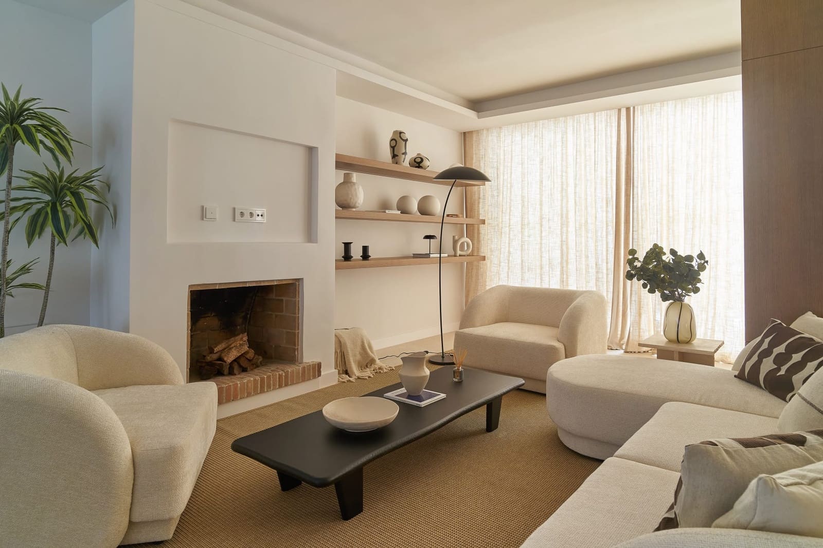 4 bedroom Townhouse for sale in Nueva Andalucia with pool garage - € 1,650,000 (Ref: 9839147)