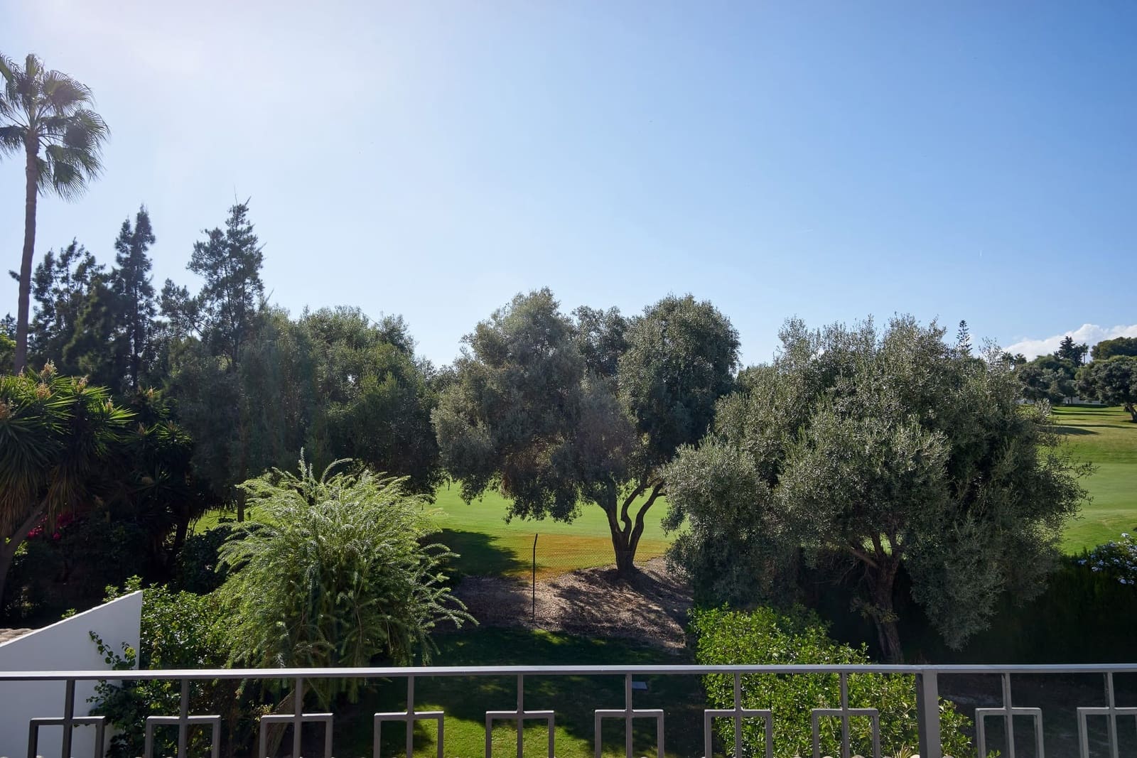 4 bedroom Townhouse for sale in Nueva Andalucia with pool garage - € 1,650,000 (Ref: 9839147)