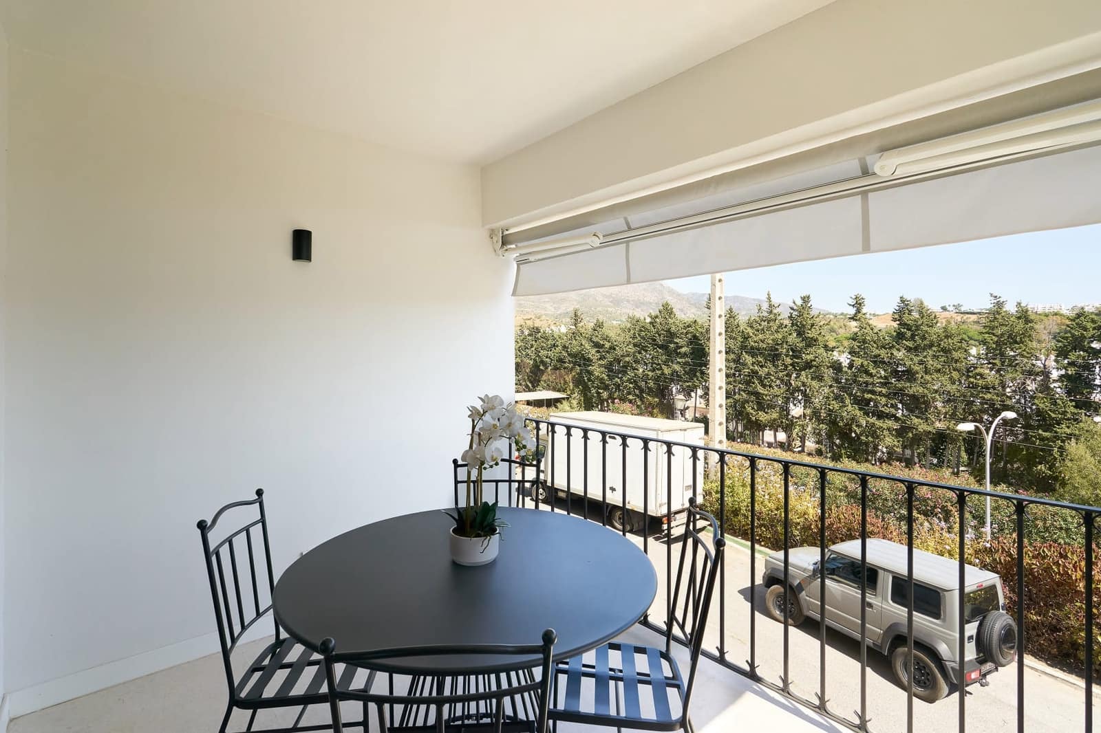 4 bedroom Townhouse for sale in Nueva Andalucia with pool garage - € 1,650,000 (Ref: 9839147)