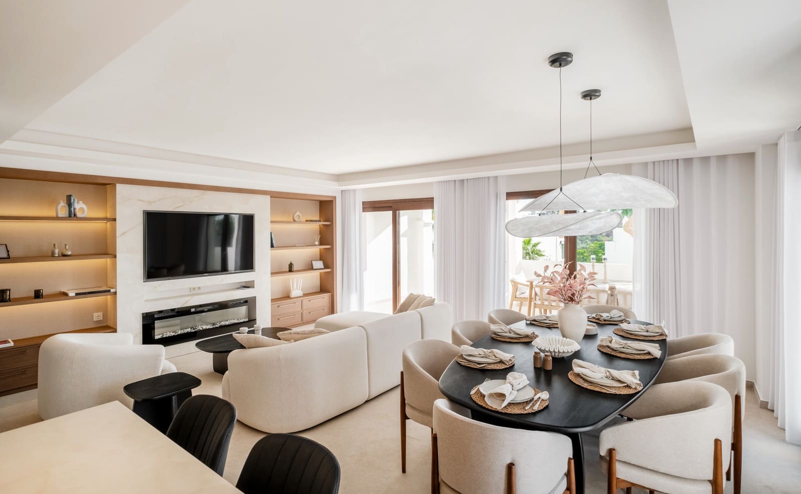 4 bedroom Townhouse for sale in El Paraiso with pool garage - € 1,325,000 (Ref: 9839150)