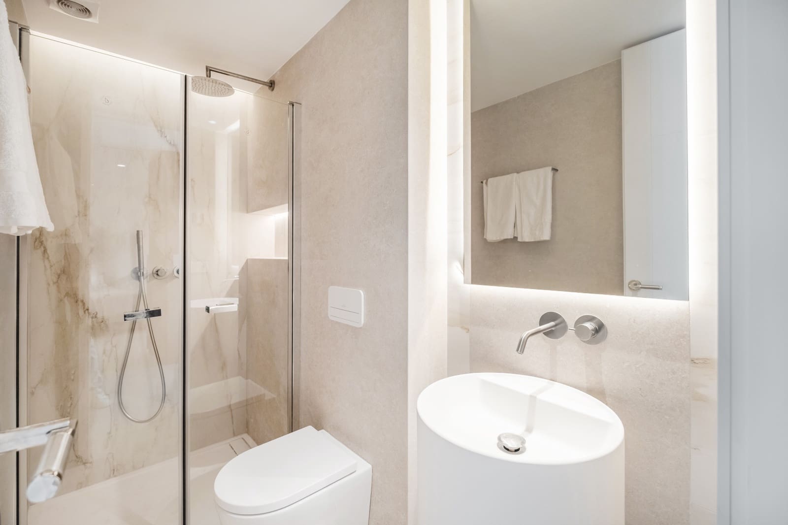 4 bedroom Townhouse for sale in El Paraiso with pool garage - € 1,325,000 (Ref: 9839150)