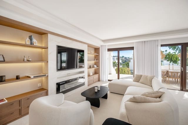 4 soverom Hus til salgs i El Paraiso, Estepona med svømmebasseng garasje - € 1 325 000 (Ref: 9839150)