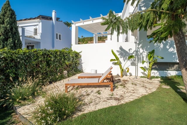 4 slaapkamer Huis te koop in El Paraiso, Estepona met zwembad garage - € 1.325.000 (Ref: 9839150)
