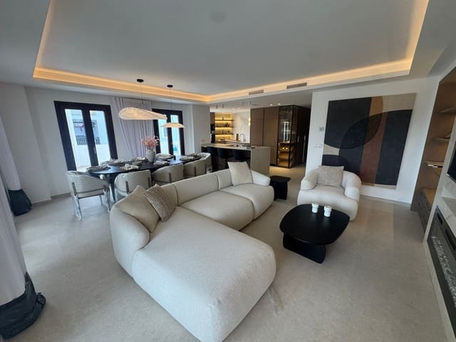 4 soverom Hus til salgs i El Paraiso, Estepona med svømmebasseng garasje - € 1 295 000 (Ref: 9839151)