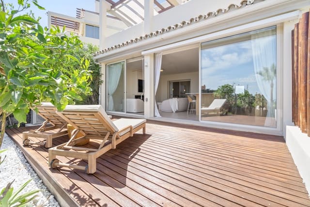 3 bedroom Apartment for sale in Aloha Golf, Marbella with pool garage - € 1,250,000 (Ref: 9839152)