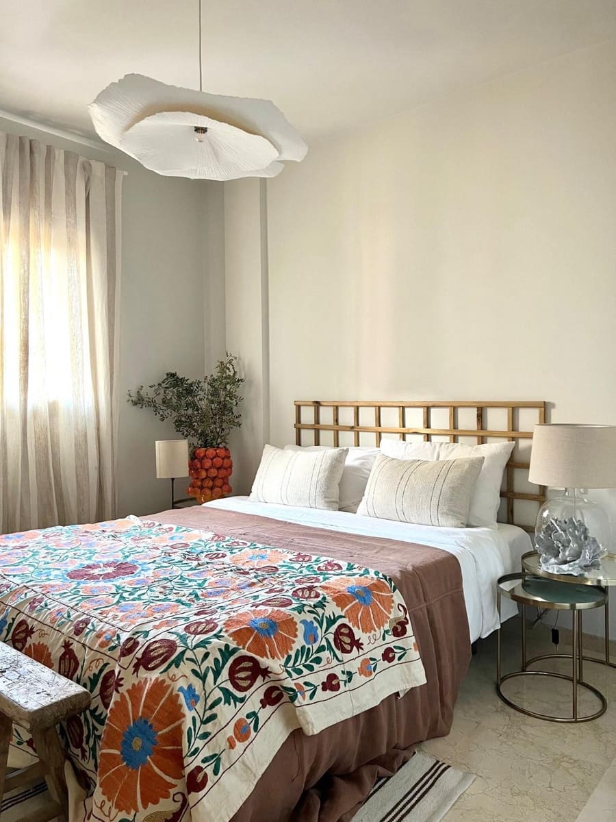 3 bedroom Apartment for rent in Marbella with garage - € 2,700 (Ref: 9846167)