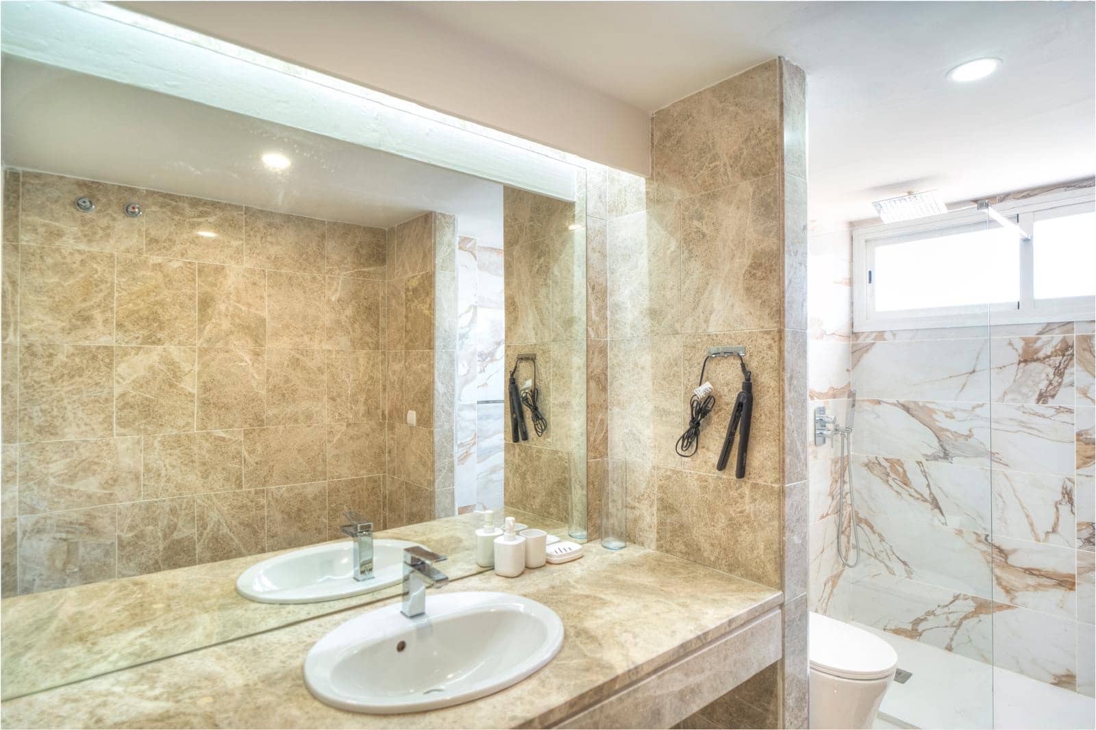 4 sovrum Hus till salu i Nueva Andalucia med pool garage - 950 000 € (Ref: 9846168)