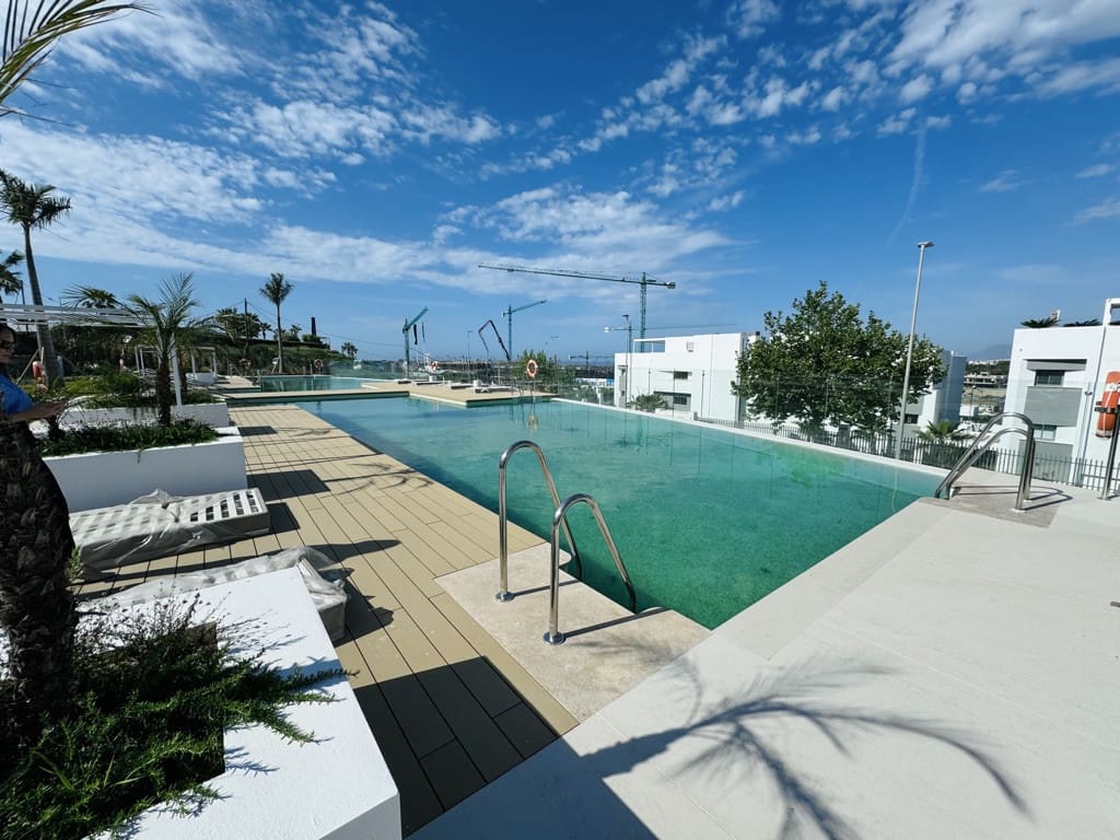 3 soverom Leilighet til salgs i Marbella med svømmebasseng garasje - € 1 500 000 (Ref: 9861819)