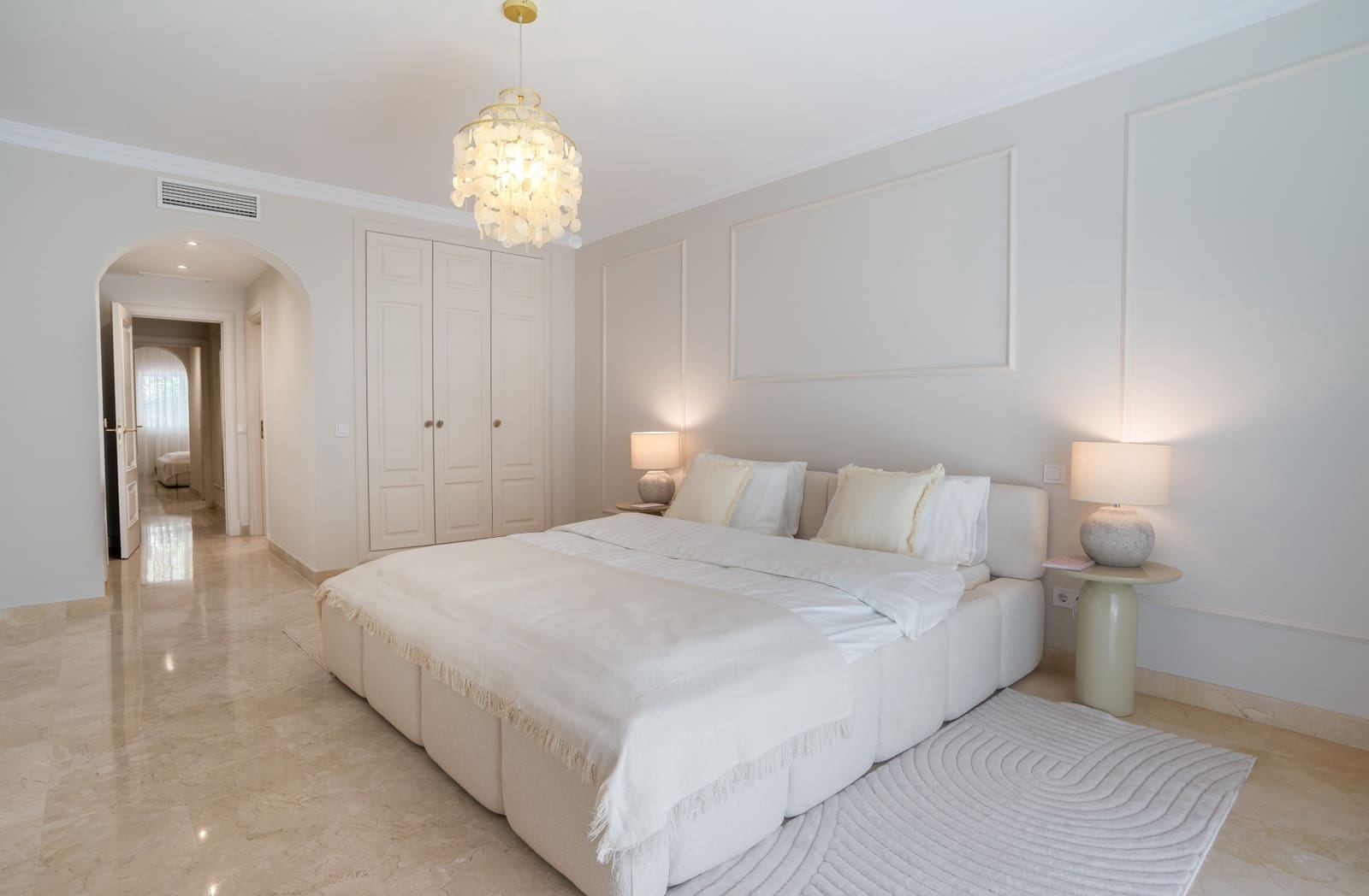 3 Zimmer Apartment zu verkaufen in Marbella mit Pool Garage - 995.000 € (Ref: 9866926)