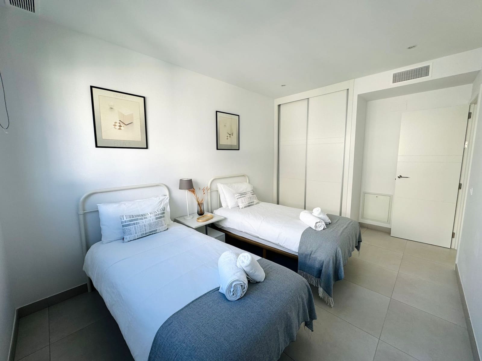 3 slaapkamer Huis te koop in Bel-Air met zwembad garage - € 807.300 (Ref: 9866930)