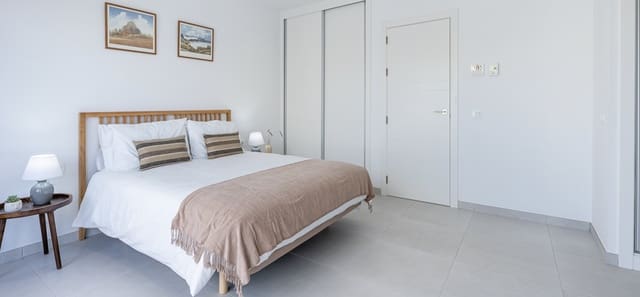 3 soveværelse Byhus til salg i Bel-Air, Estepona med swimmingpool garage - € 807.300 (Ref: 9866930)