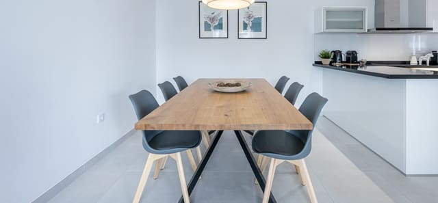 3 soveværelse Byhus til salg i Bel-Air, Estepona med swimmingpool garage - € 807.300 (Ref: 9866930)