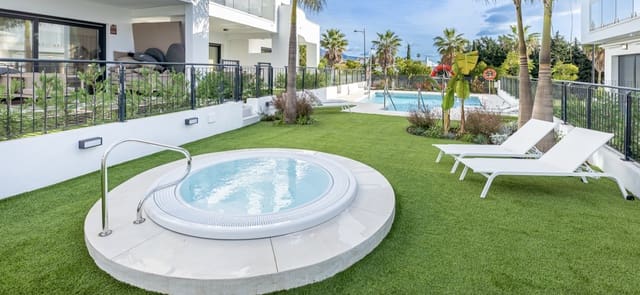 3 soveværelse Byhus til salg i Bel-Air, Estepona med swimmingpool garage - € 807.300 (Ref: 9866930)
