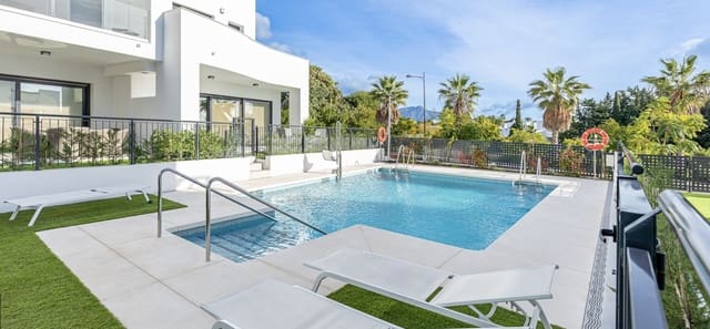 3 soveværelse Byhus til salg i Bel-Air, Estepona med swimmingpool garage - € 807.300 (Ref: 9866930)