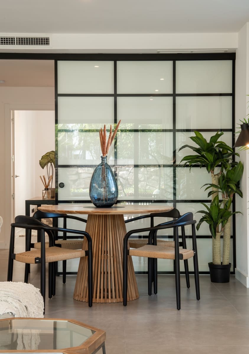 3 Zimmer Apartment zu verkaufen in Estepona mit Pool Garage - 750.000 € (Ref: 9868507)