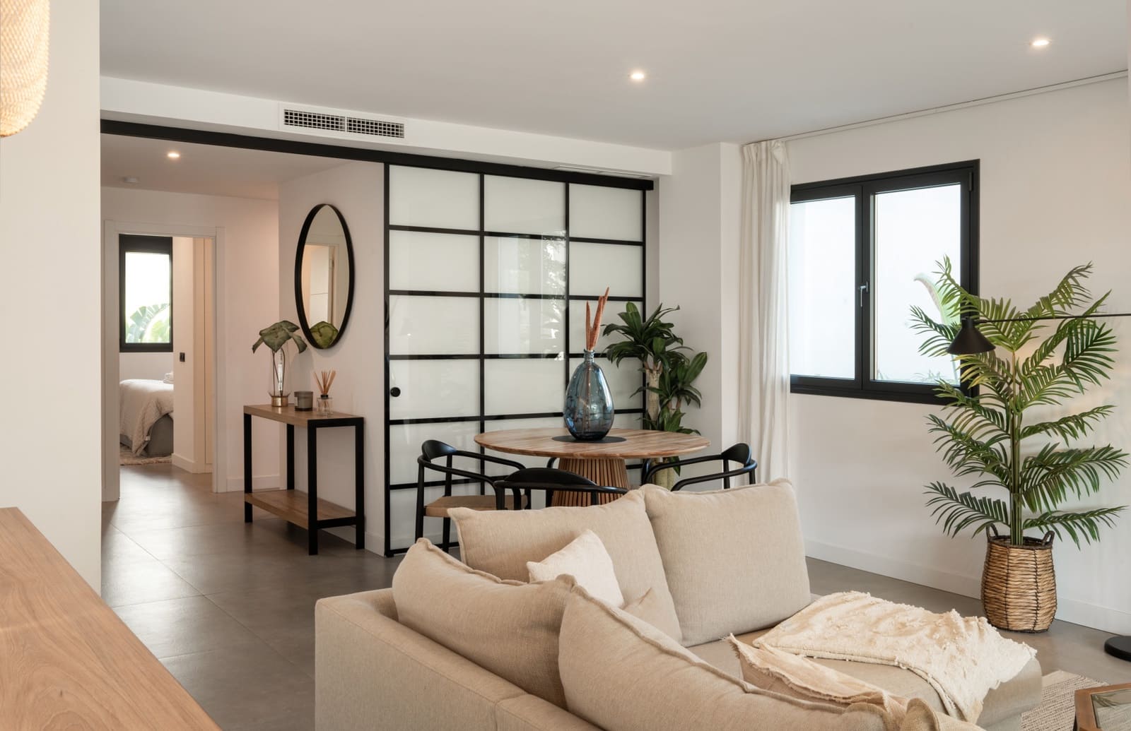 3 Zimmer Apartment zu verkaufen in Estepona mit Pool Garage - 750.000 € (Ref: 9868507)