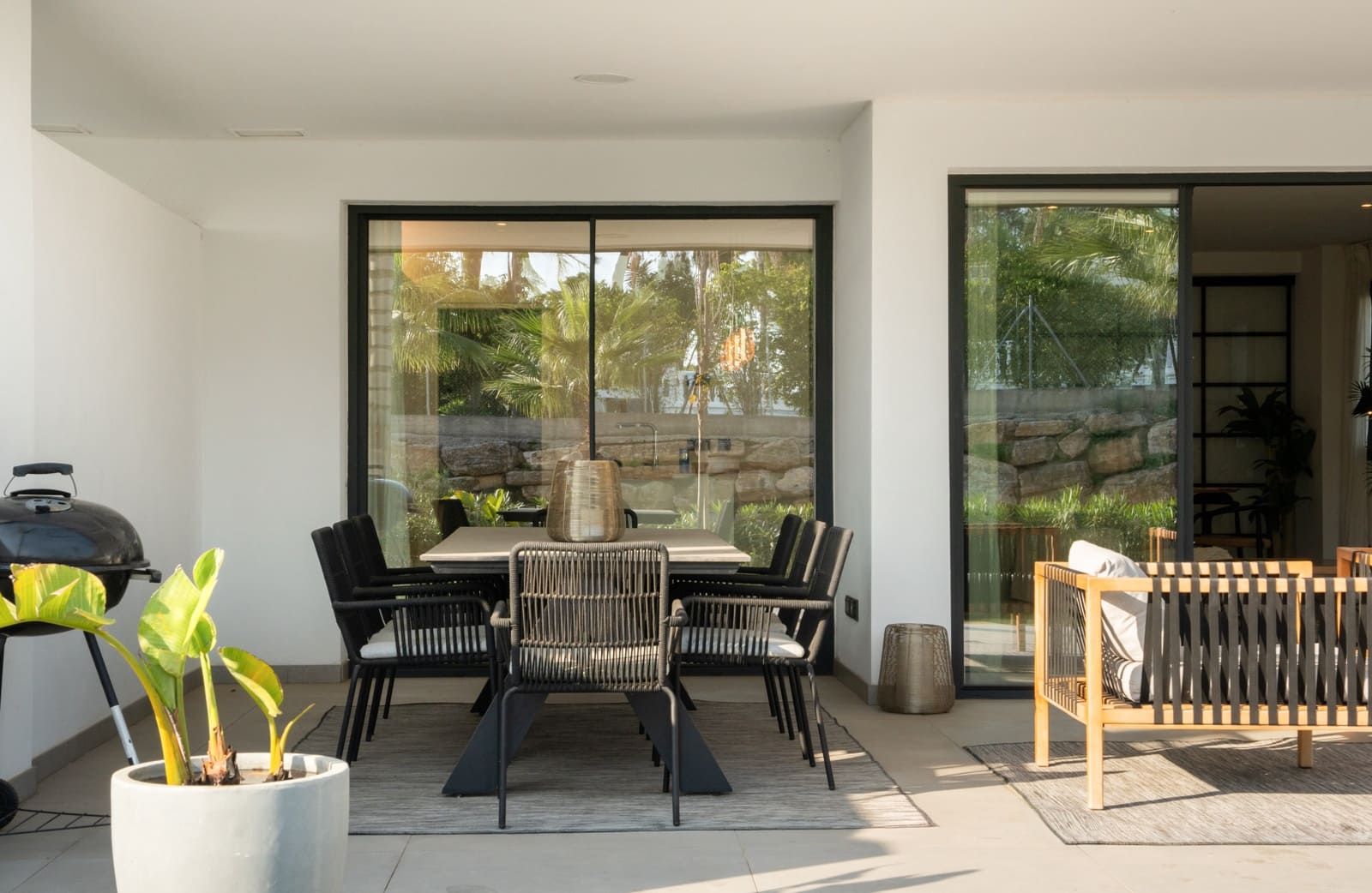 3 Zimmer Apartment zu verkaufen in Estepona mit Pool Garage - 750.000 € (Ref: 9868507)