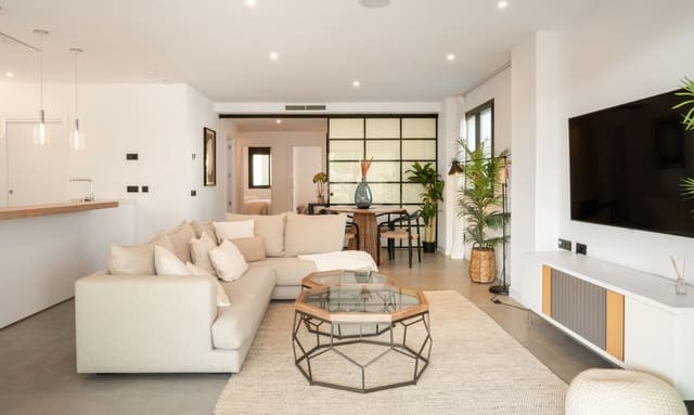3 sypialnia Apartament na sprzedaż w Altos de Estepona, Estepona z basenem garażem - 750 000 € (Ref: 9868507)