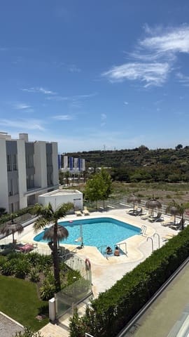 2 quarto Penthouse para arrendamento para férias em Puerto Banus, Marbella com piscina - 1 200 € (Ref: 9869981)
