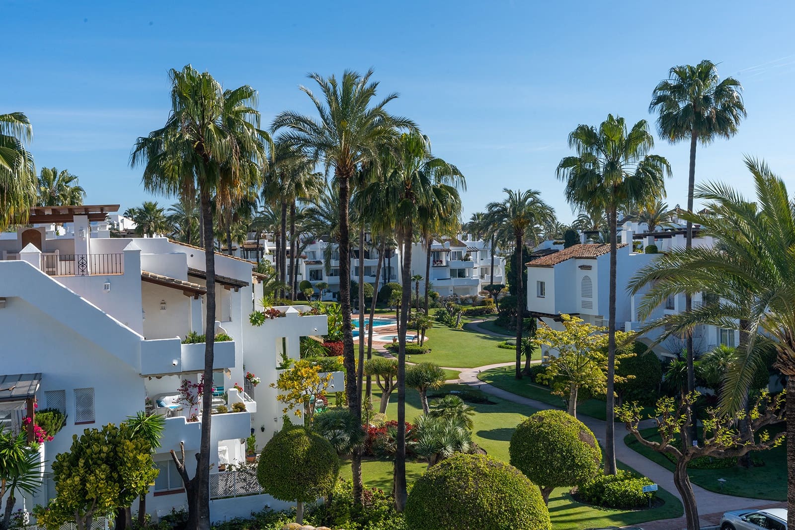3 soverom Penthouse til salgs i Estepona med svømmebasseng garasje - € 925 000 (Ref: 9871674)
