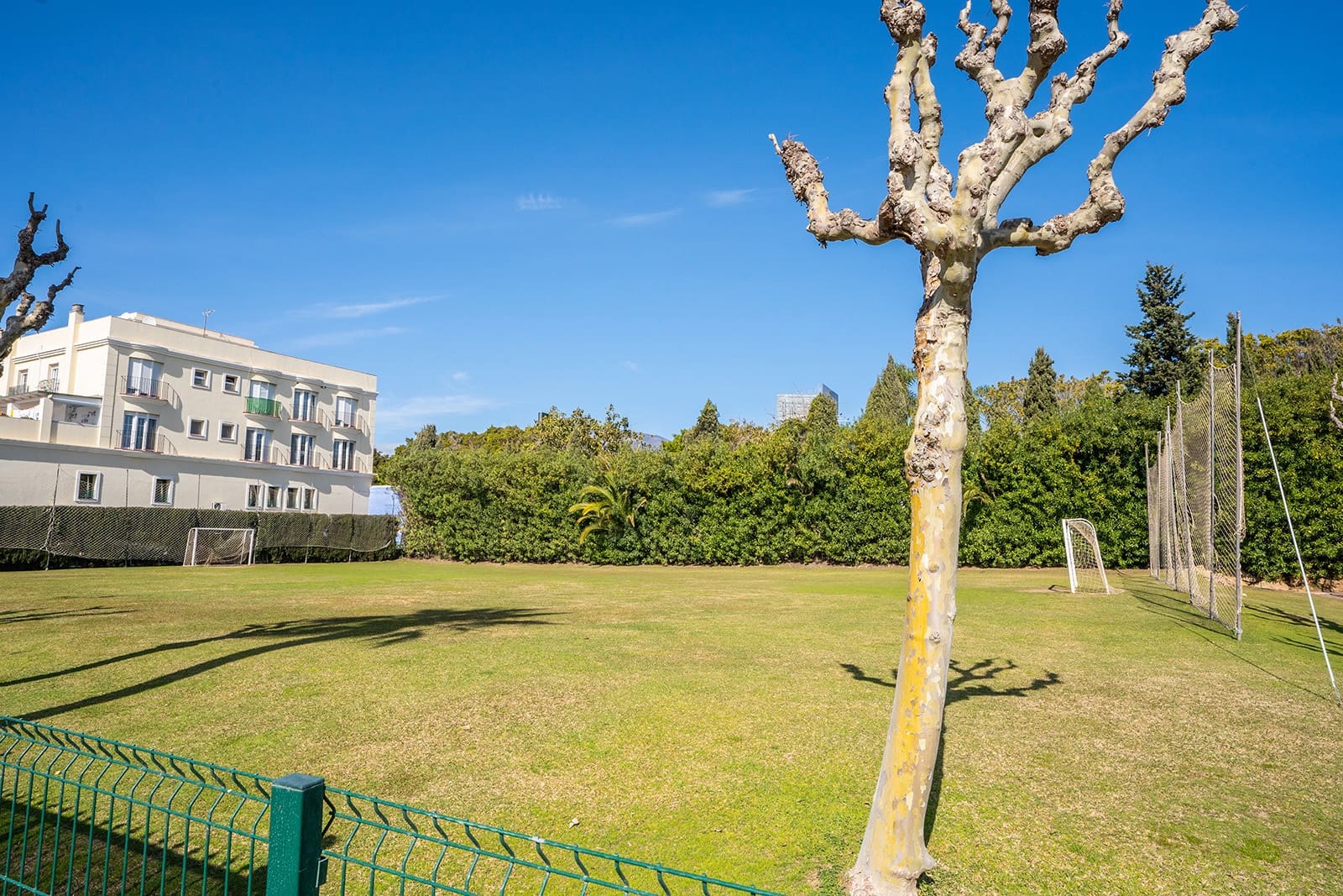 3 soverom Penthouse til salgs i Estepona med svømmebasseng garasje - € 925 000 (Ref: 9871674)