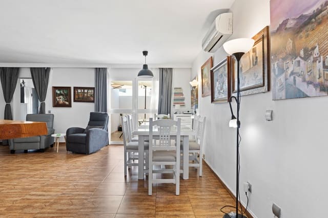 4 slaapkamer Villa te koop in Los Pacos, Fuengirola met garage - € 555.000 (Ref: 9871675)