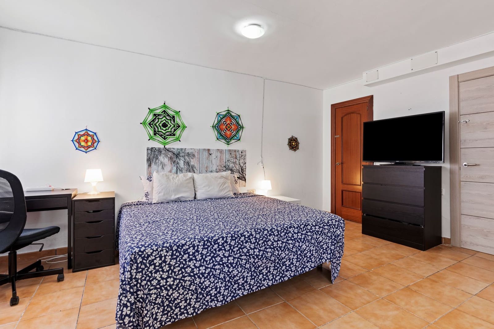 Chalet de 4 habitaciones en Fuengirola en venta con garaje - 555.000 € (Ref: 9871675)
