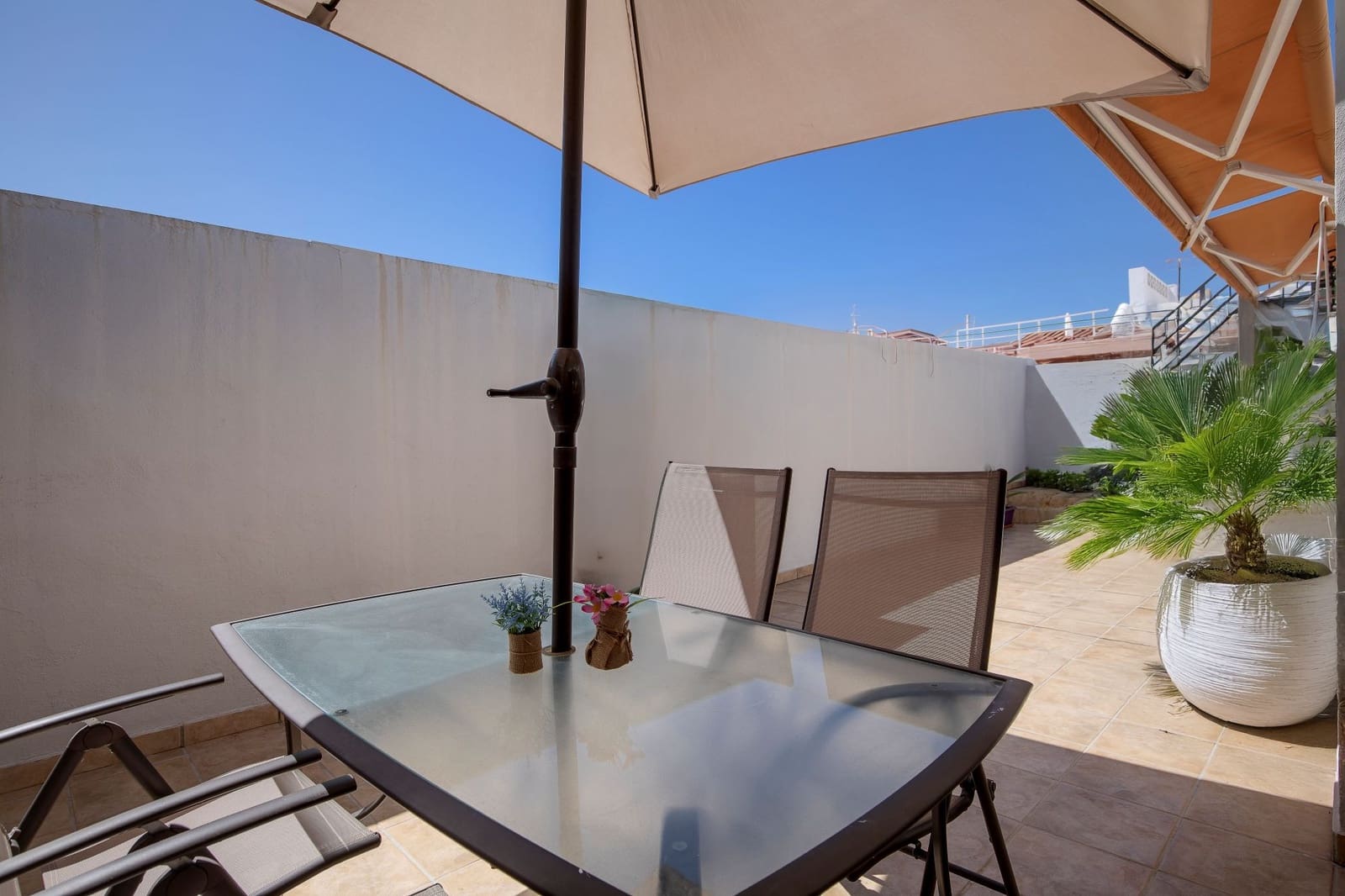 Chalet de 4 habitaciones en Fuengirola en venta con garaje - 555.000 € (Ref: 9871675)