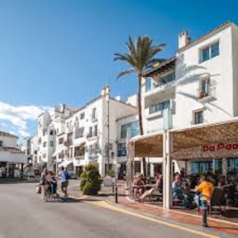 3 soverom Leilighet til salgs i Estepona med svømmebasseng garasje - € 542 000 (Ref: 9873214)