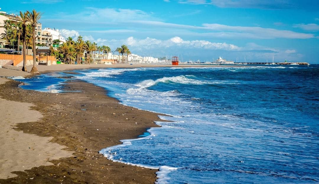 2 soveværelse Lejlighed til salg i Benalmadena med swimmingpool garage - € 450.000 (Ref: 9873215)