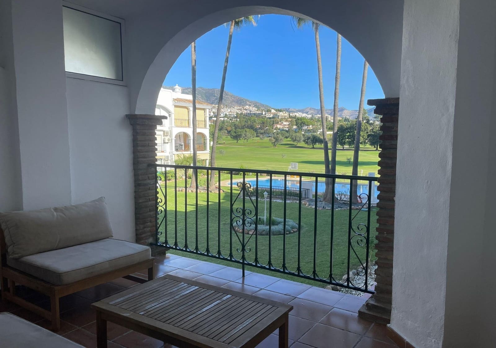 3 sypialnia Apartament na sprzedaż w Mijas z basenem garażem - 385 000 € (Ref: 9887995)
