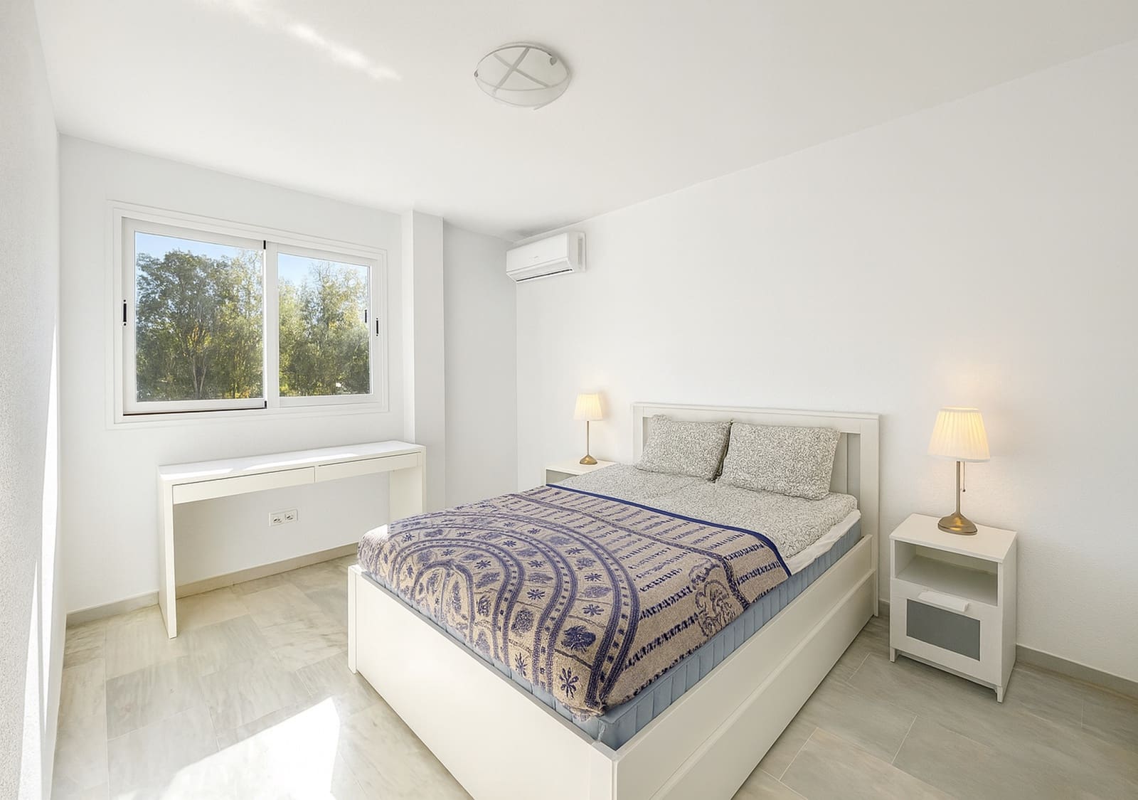 3 sypialnia Apartament na sprzedaż w Mijas z basenem garażem - 385 000 € (Ref: 9887995)