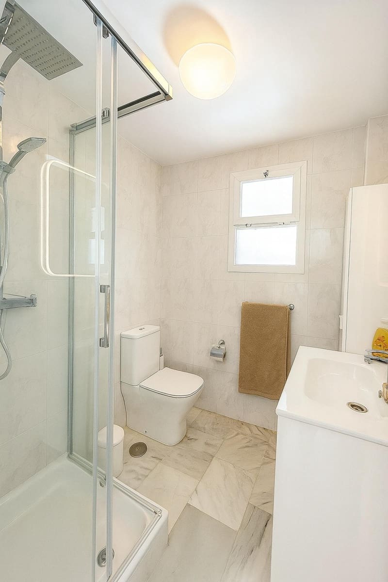 3 sypialnia Apartament na sprzedaż w Mijas z basenem garażem - 385 000 € (Ref: 9887995)