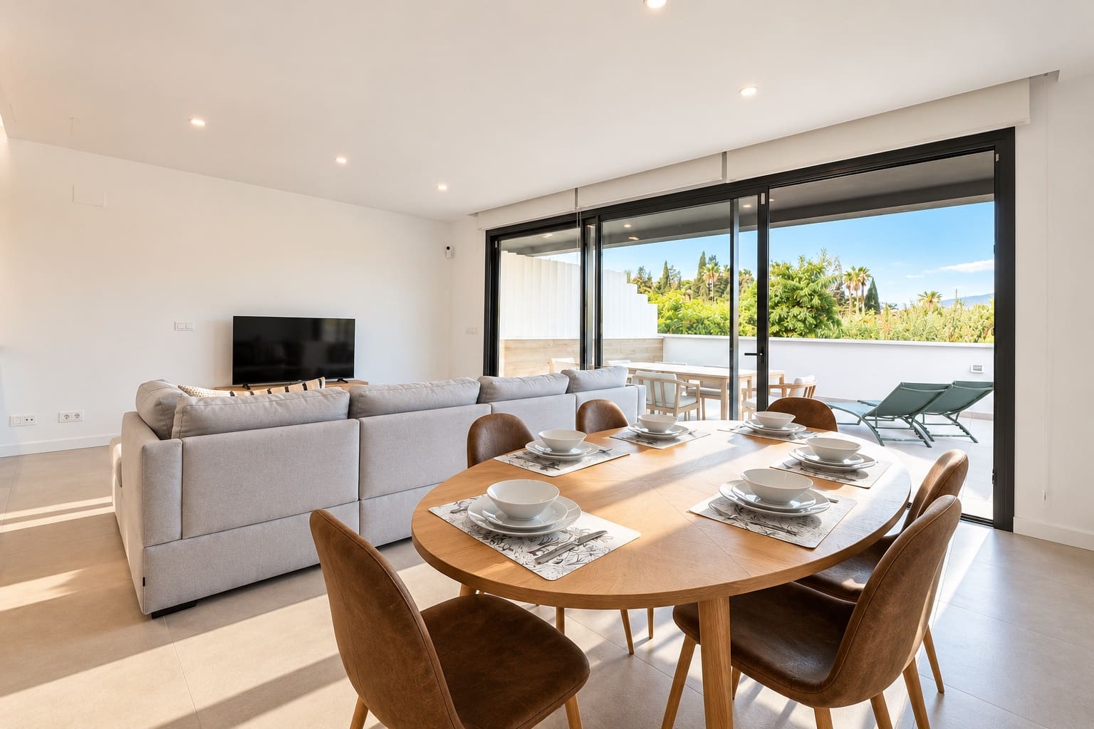 3 slaapkamer Halfvrijstaande villa te koop in Atalaya-Isdabe met zwembad garage - € 730.000 (Ref: 9892003)