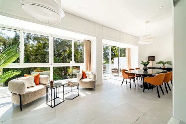 4 bedroom Villa for holiday rental in Marbella with pool garage - € 7,000 (Ref: 9927086)