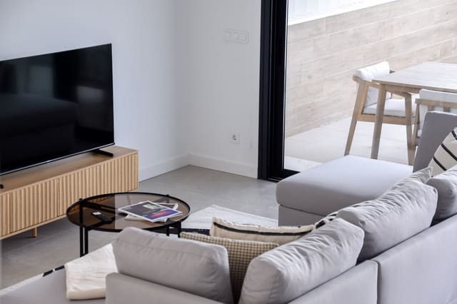 3 soveværelse Semi-Rækkehus til leje i Atalaya-Isdabe, Estepona - € 4.500 (Ref: 9927087)