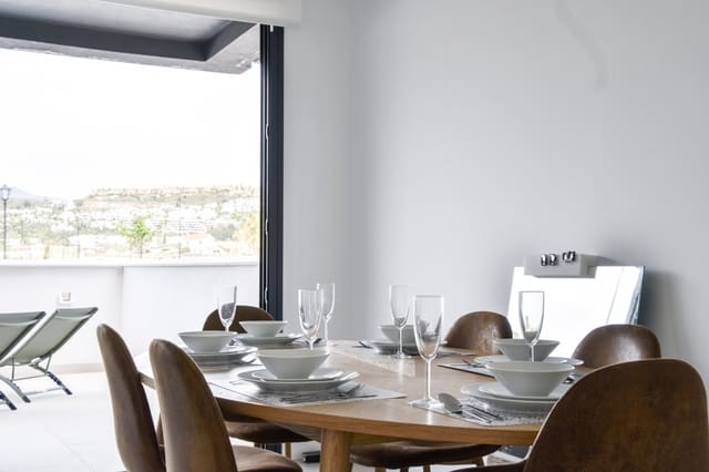 3 soveværelse Semi-Rækkehus til leje i Atalaya-Isdabe, Estepona - € 4.500 (Ref: 9927087)