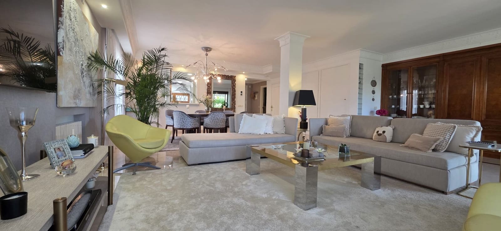 4 sypialnia Dom blizniak na kwatery wakacyjne w Marbella z basenem garażem - 5 500 € (Ref: 9933931)