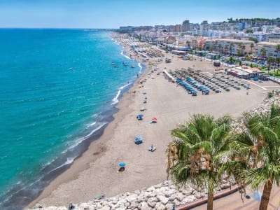 2 bedroom Apartment for rent in Marbella with pool - € 1,900 (Ref: 9937902)